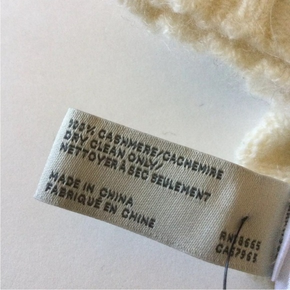 NORDSTROM RACK WOMENS CASHMERE FINGERLESS GLOVES IN IVORY OS NWT - Picture 4 of 5